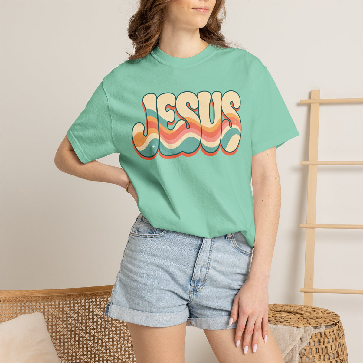 Jesus Retro Wave T-Shirt | Christian Graphic Tee